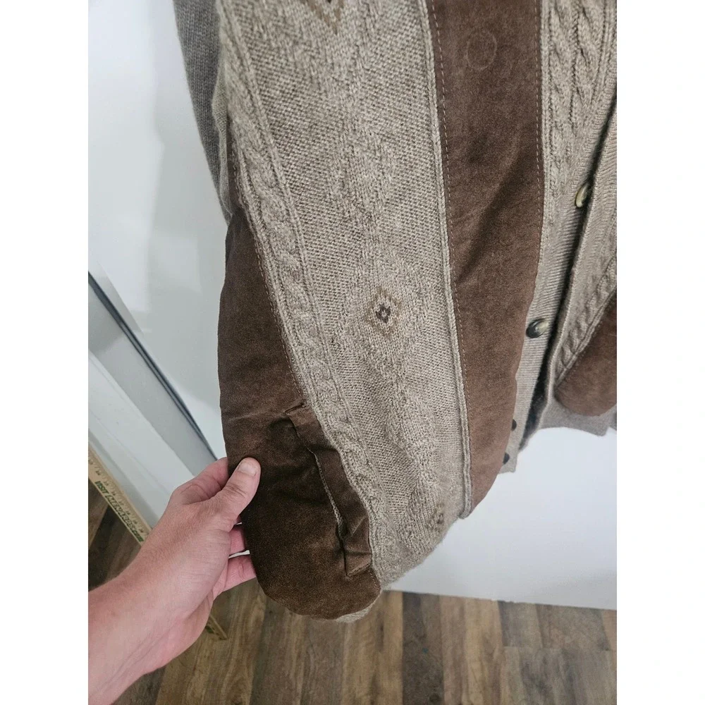 Norm Thompson Made in Italy Vintage Suede Panel Cable Knit Cardigan Sweater Tan‎